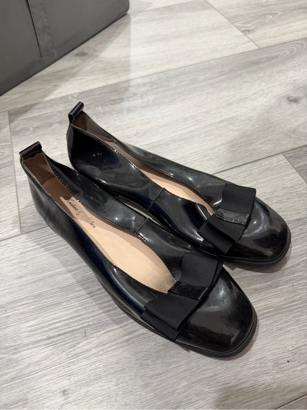 Black Patent Ballet Flats with Bow - Women